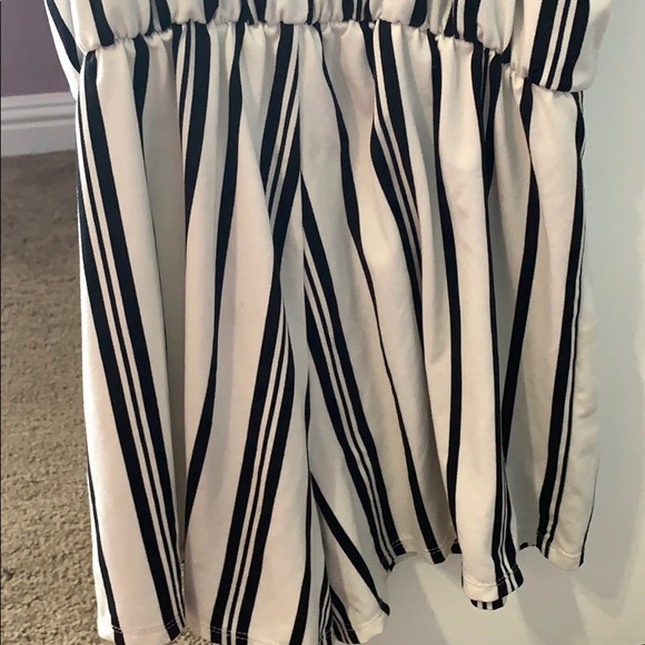 Jumps you a few stains but cute and comfy casual - Picture 15 of 16